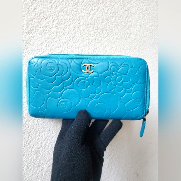 Chanel Camellia Embossed Zip Around Wallet – Turquoise Lambskin - Picture 1 of 16
